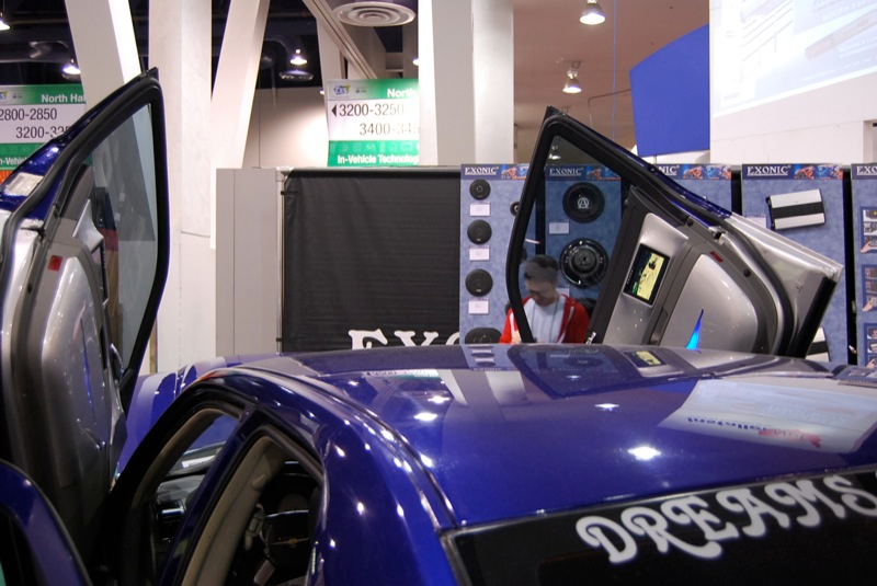 Illustration for article titled What's the Worst Place in a Car to Put an LCD? We Report, You Decide